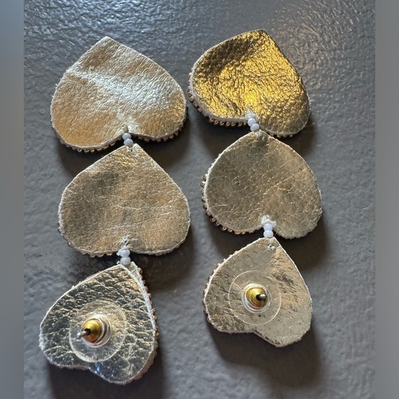 Multicolor, vibrant earrings in a heart shape. - Picture 3 of 3